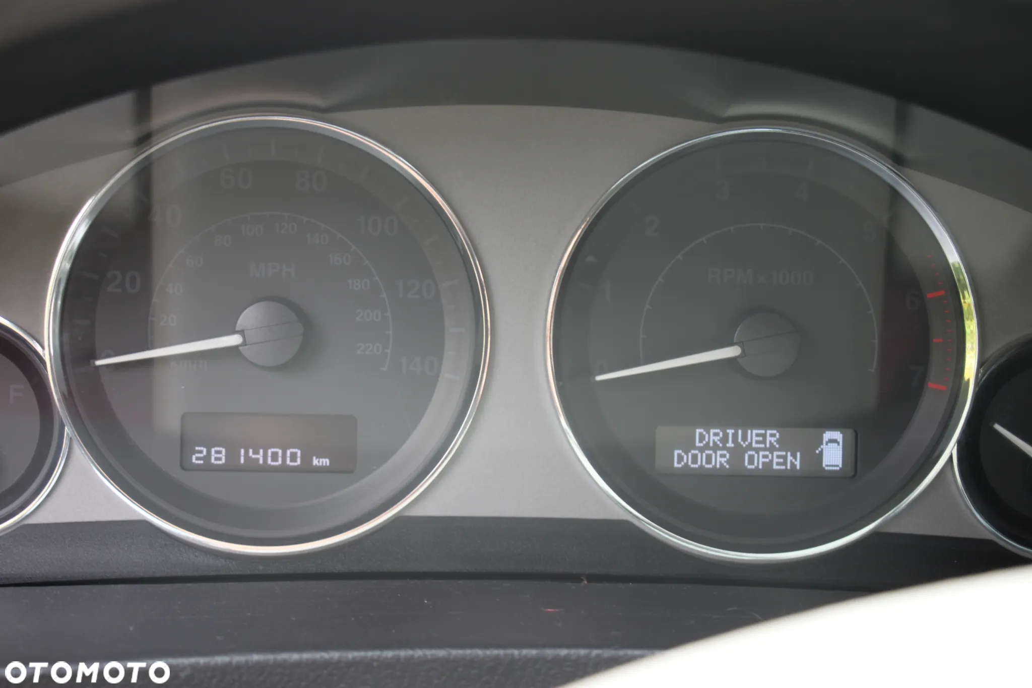 Jeep Grand Cherokee - 10