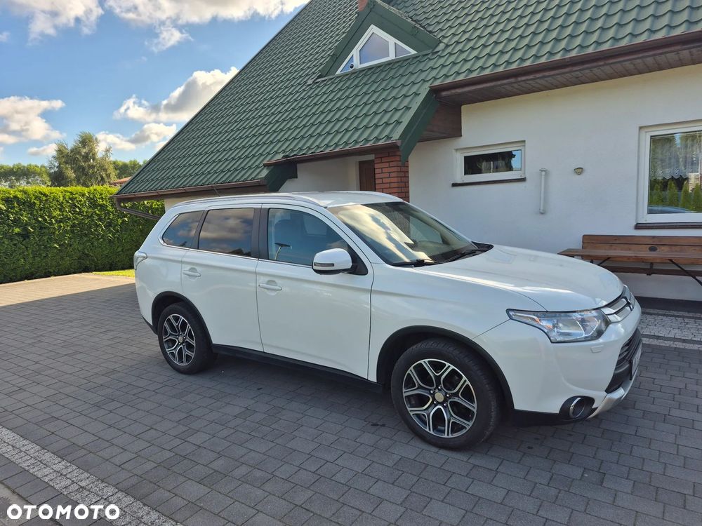 Mitsubishi Outlander 2.2 DI-D 4WD Plus - 2