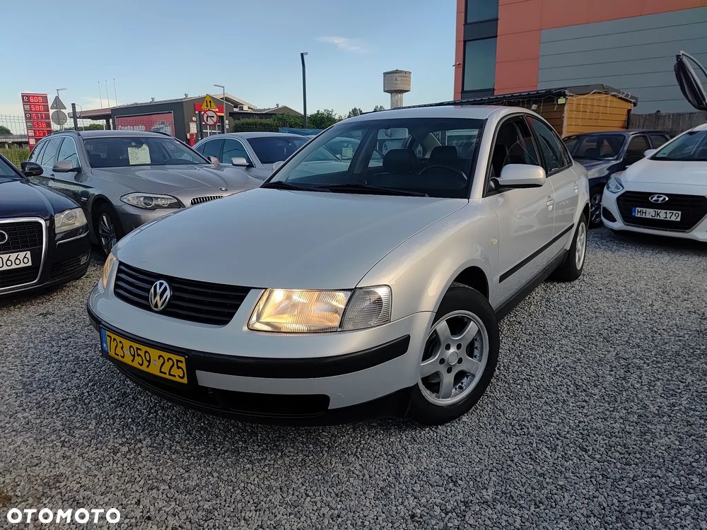 Volkswagen Passat 1.8 - 1