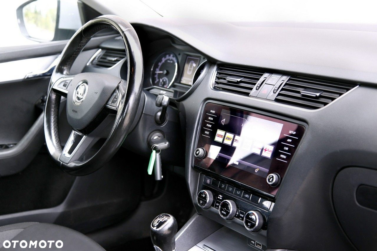 Skoda Octavia - 7