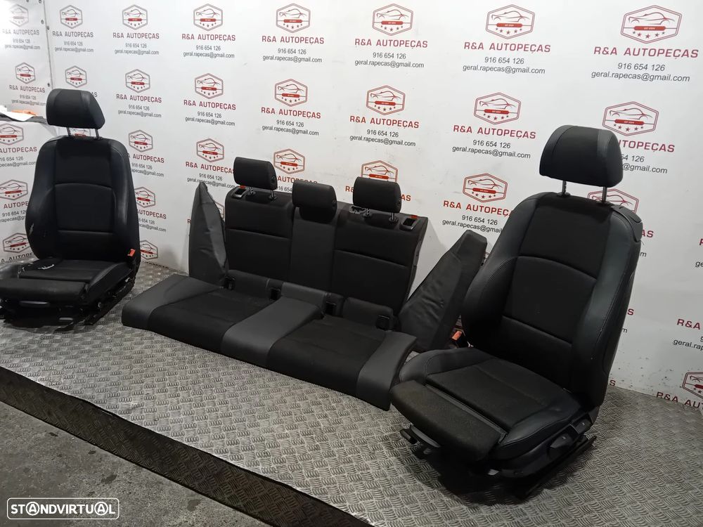 Conjunto de Bancos BMW Série 1 E82 Pack M em Pele e Alcântara Original - 2