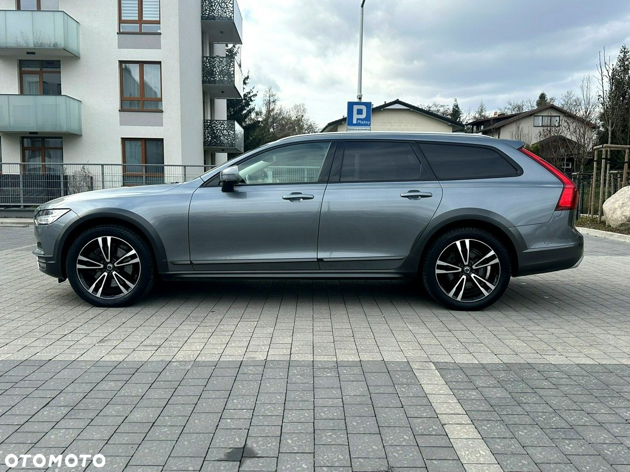 Volvo V90 Cross Country D5 SCR AWD Pro - 2