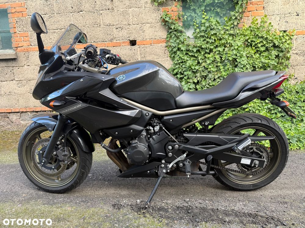 Yamaha XJ - 2