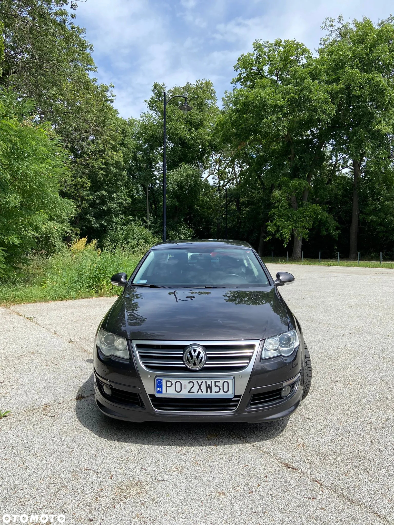 Volkswagen Passat 2.0 TDI Comfortline R-Style - 8