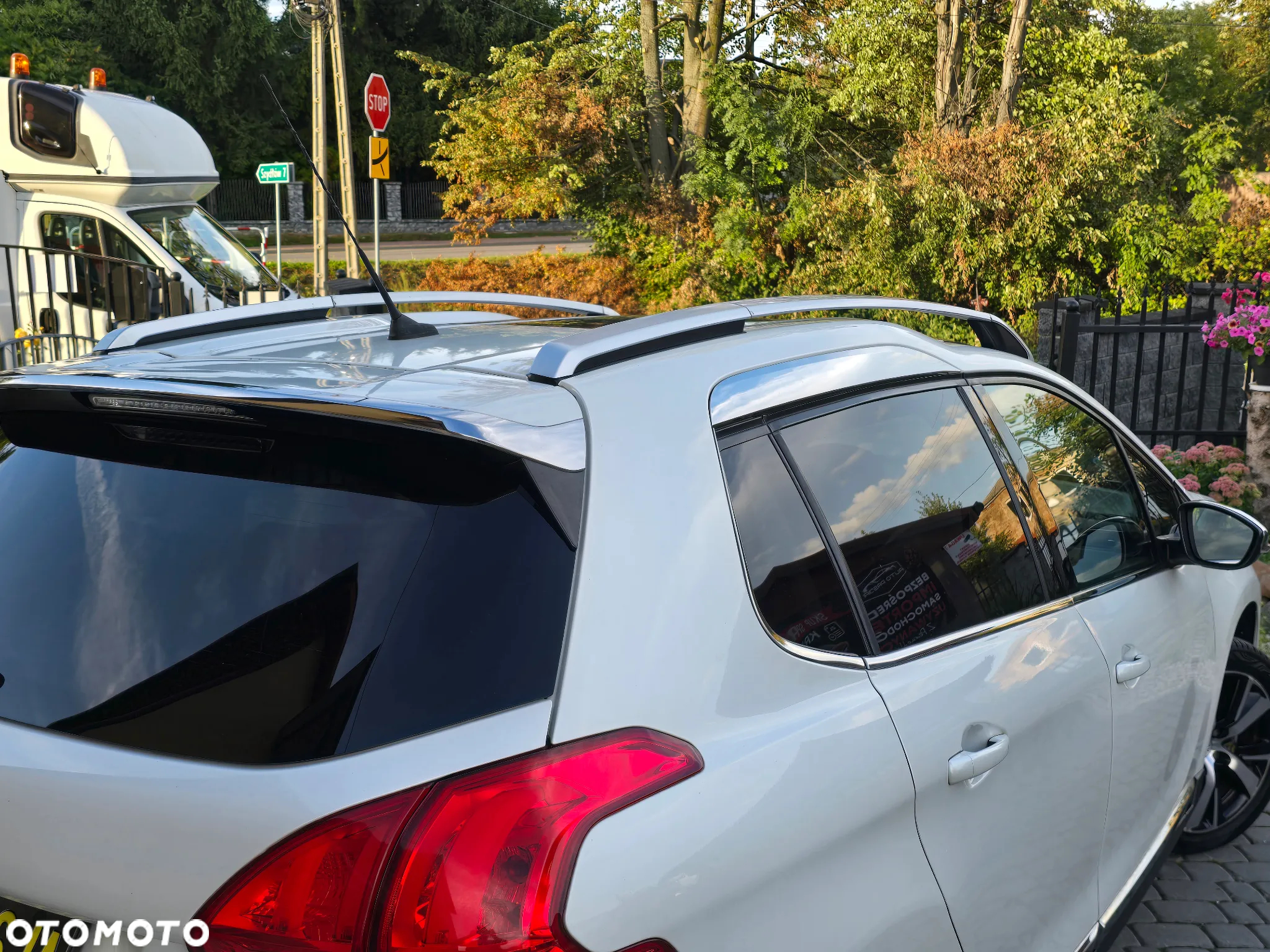 Peugeot 2008 1.6 VTi Allure - 11