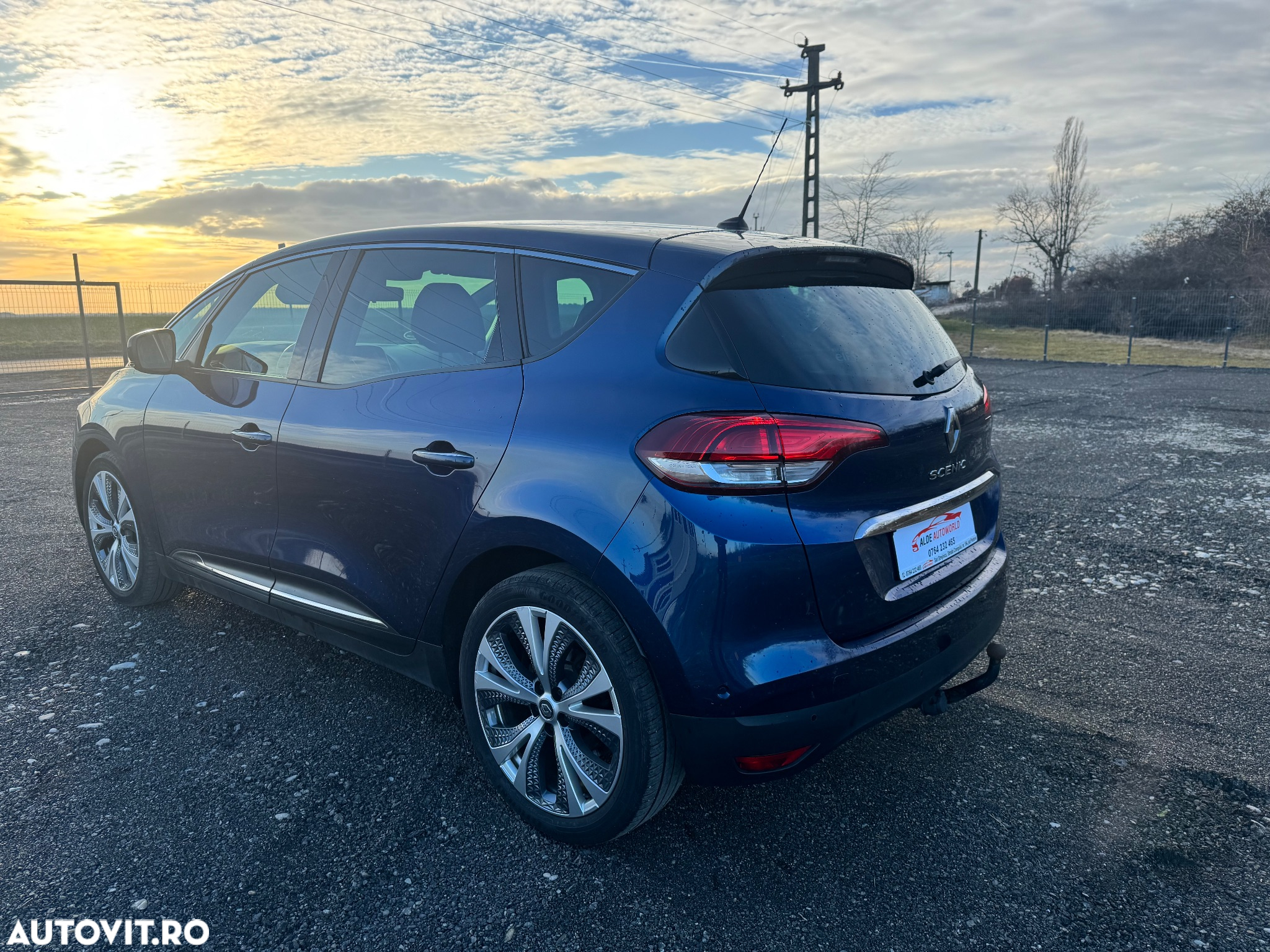 Renault Scenic - 5