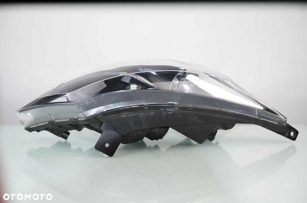 KIA SPORTAGE III BI-XENON 92102-3U290 PRAWA Przedni Oryginał - 2