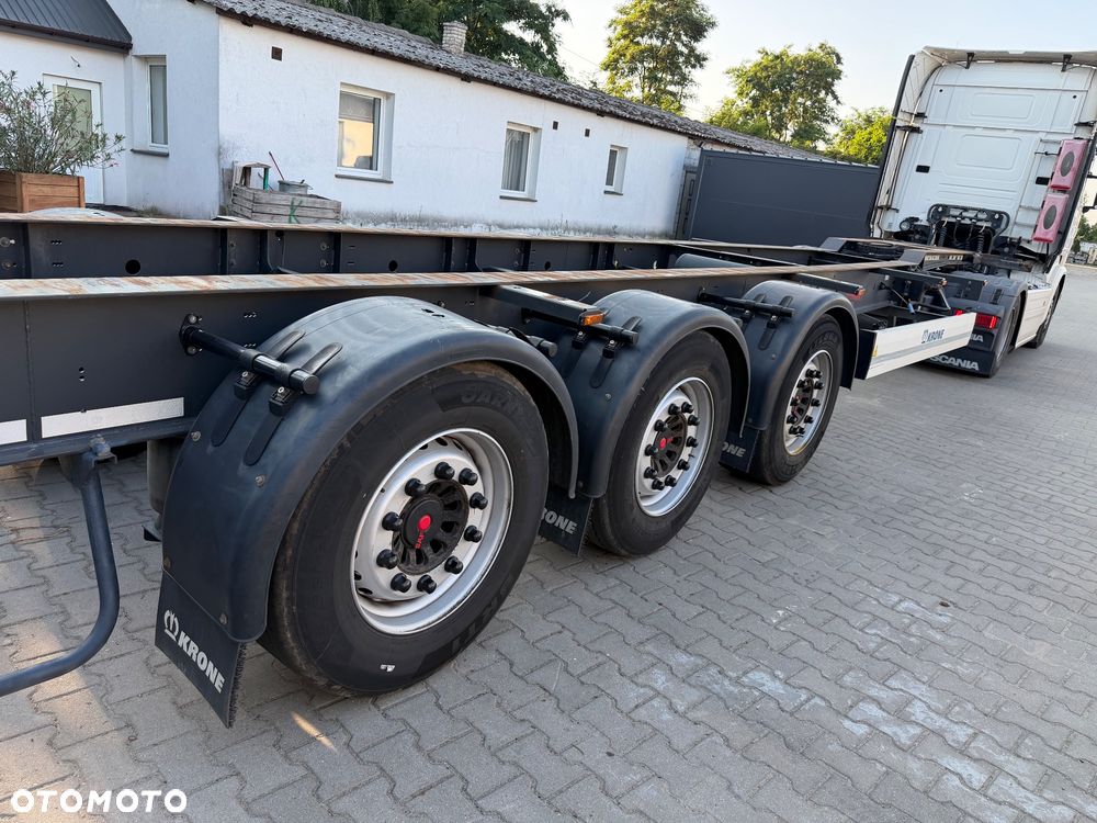 Krone SD 40"-45" / 4100 kg / lekka / sprowadzona / oś podnoszona / Podkontenerowa / pod kontenerowa - 11