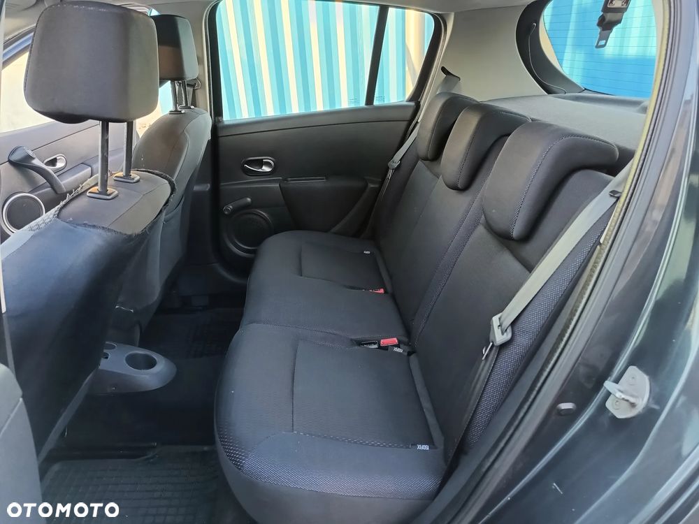 Renault Clio 1.6 16V Exception - 22