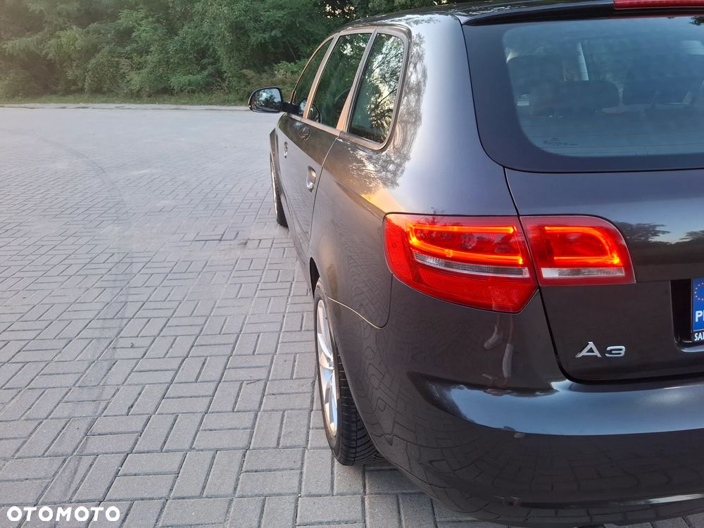 Audi A3 Sportback 1.6 Ambiente - 3