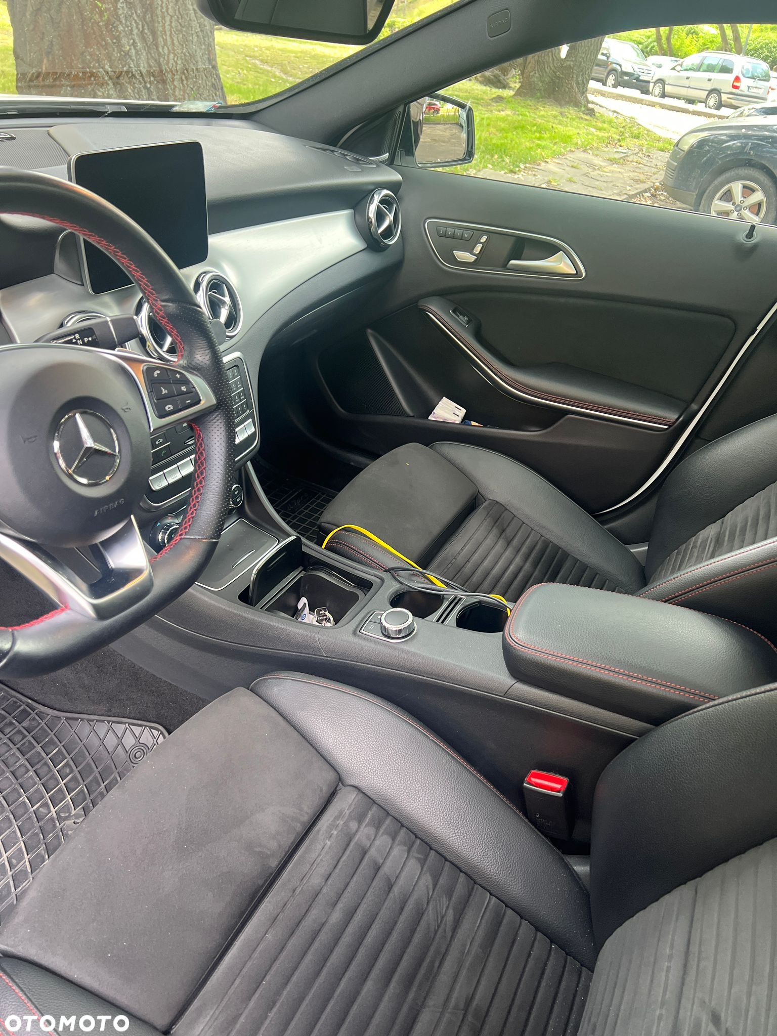 Mercedes-Benz GLA 220 4-Matic - 6