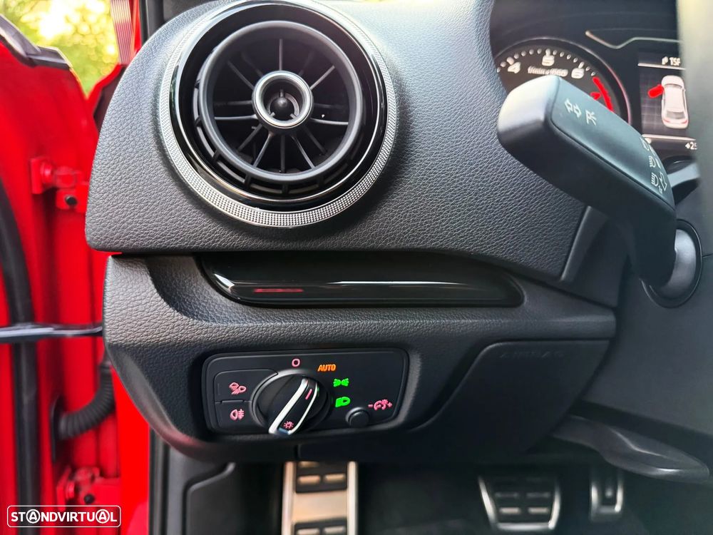 Audi S3 2.0 TFSi quattro S tronic - 10
