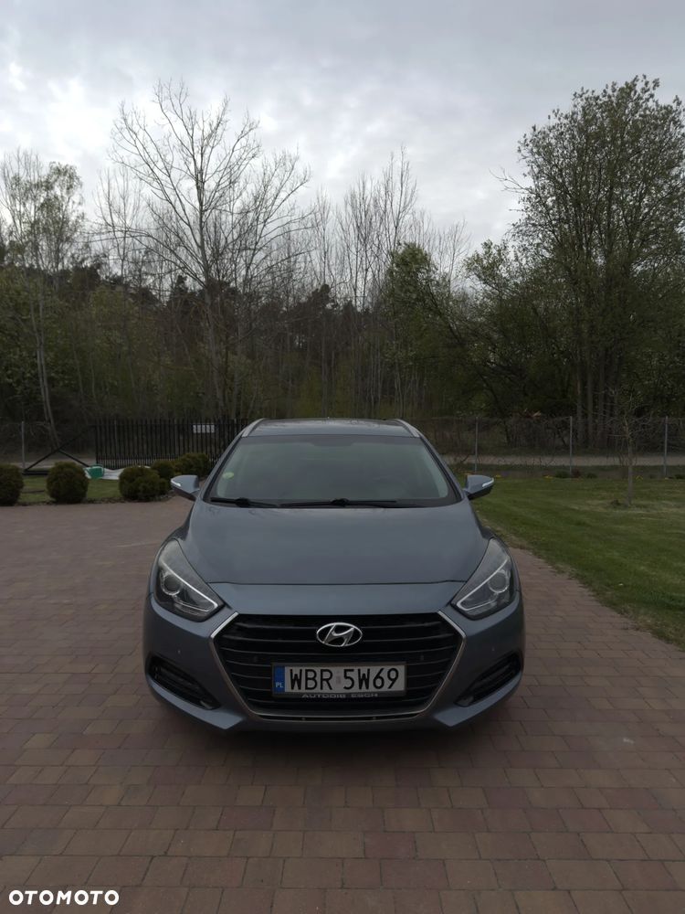 Hyundai i40 Kombi blue 1.7 CRDi DCT Style - 2