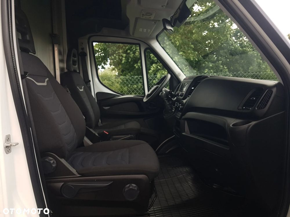 Iveco DAILY KONTENER NISKOPODŁOGOWY 4,43x2,23x2,42 SKLEP FOODTRUCK BAR KLIMA KONIOWÓZ KAMPER - 21