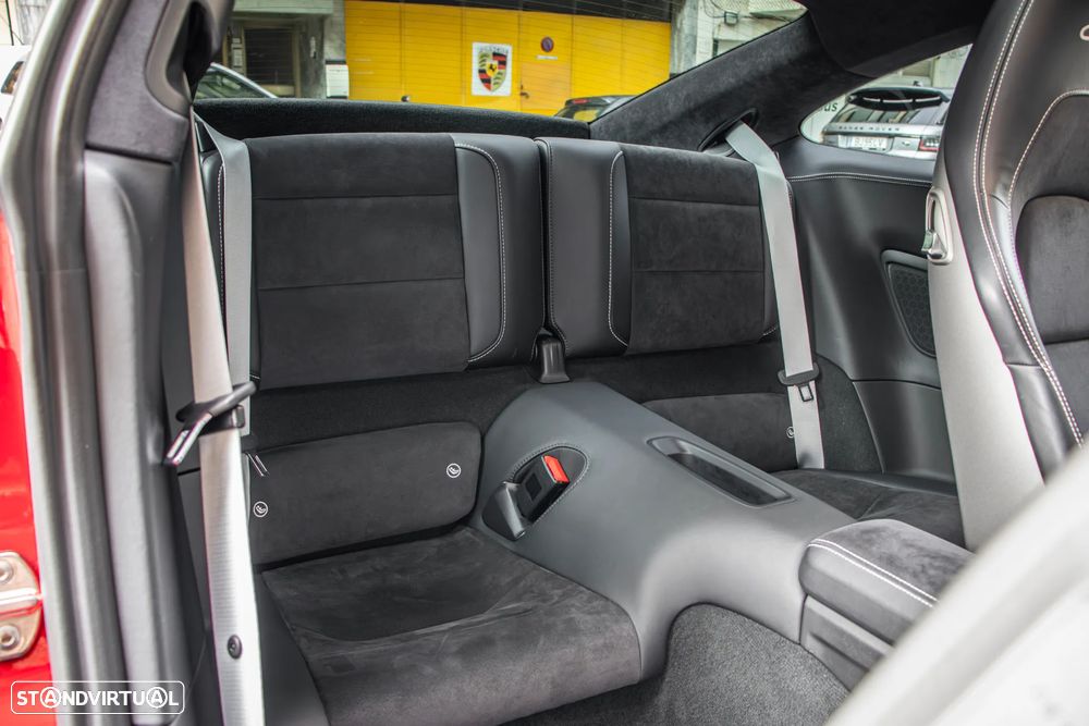 Porsche 911 (991) Carrera GTS PDK - 41