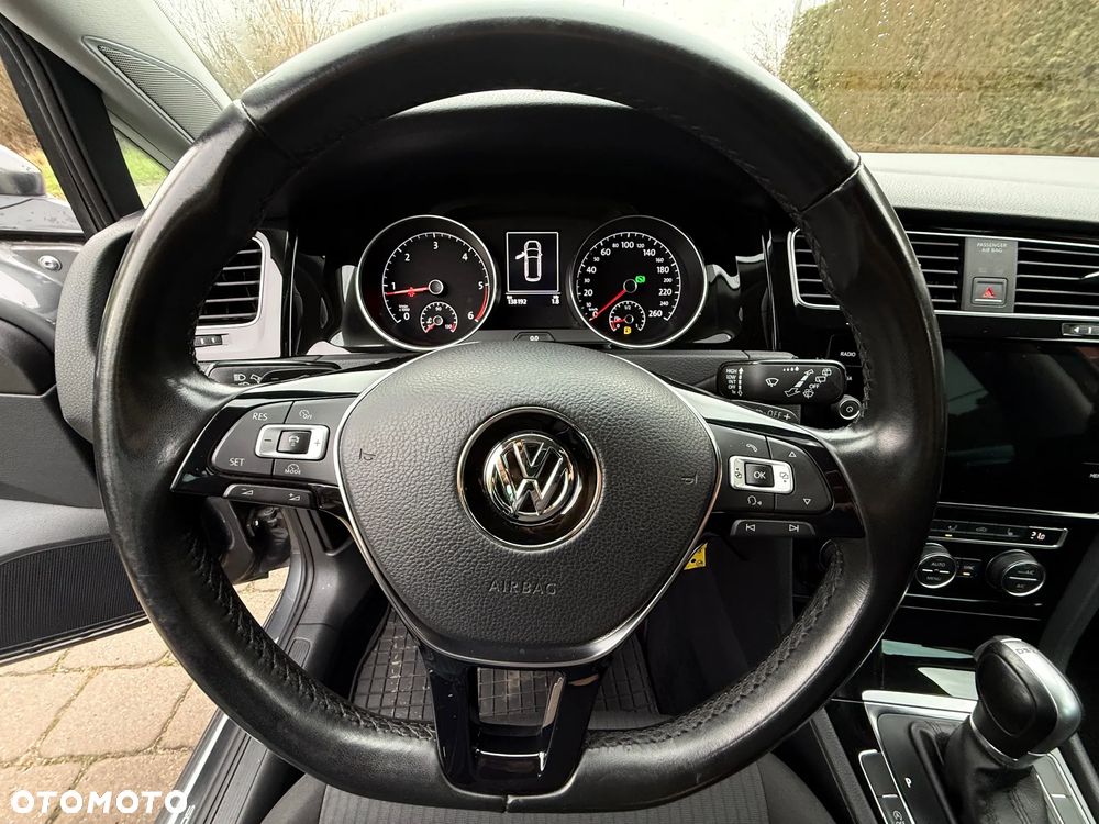 Volkswagen Golf Variant 2.0 TDI 4Motion DSG Highline - 18