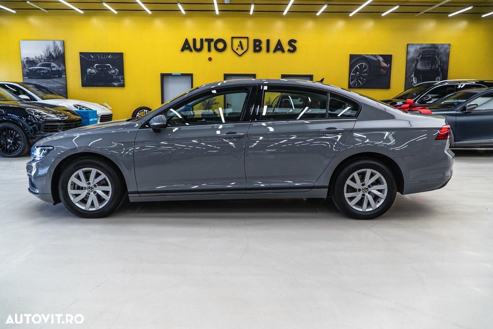 Volkswagen Passat 2.0 TDI DSG Comfortline - 16