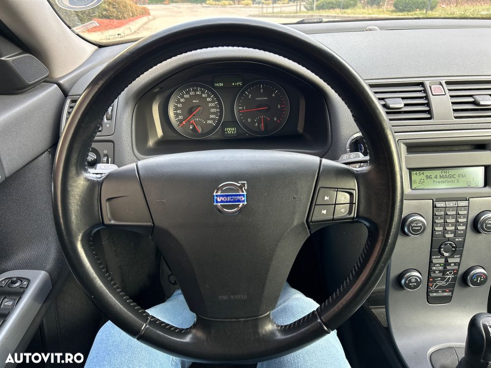 Volvo V50 1.6D Momentum - 8