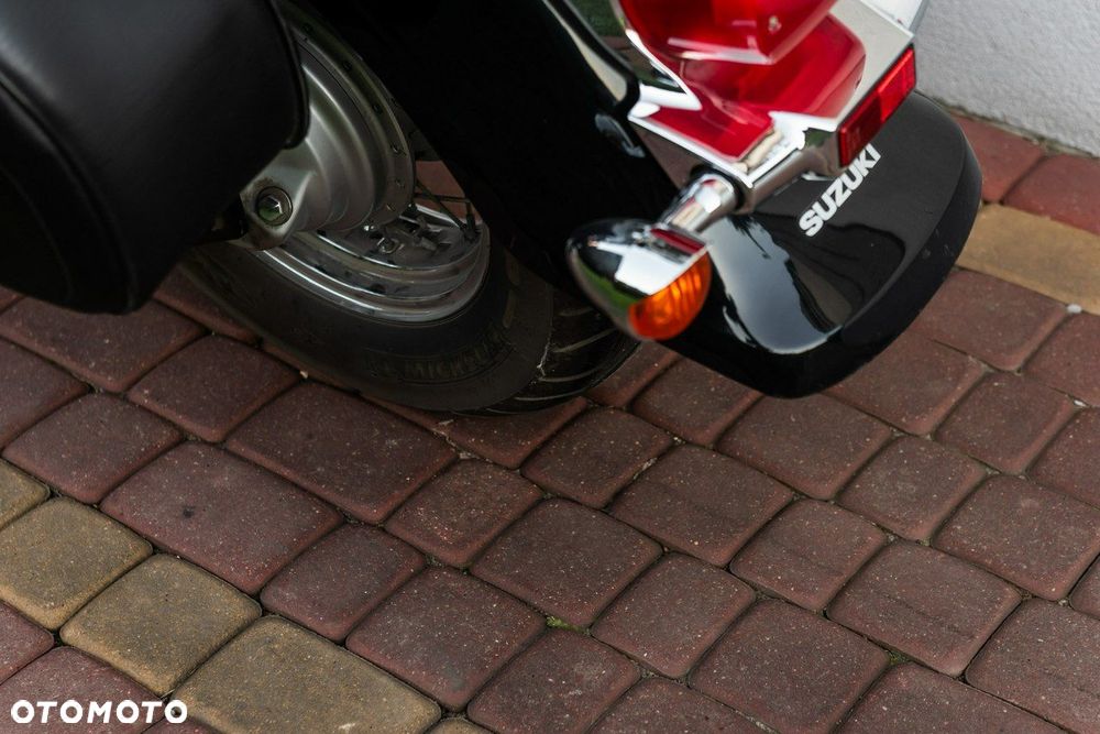 Suzuki VL 800 Volusia - Boulevard C50 - 9