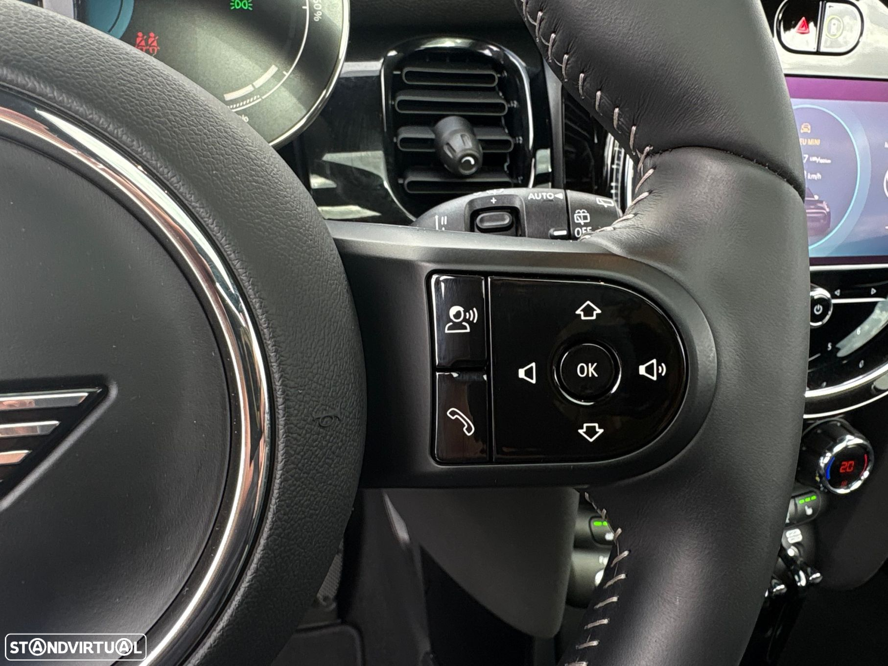 MINI 3 Portas Cooper SE Premium Yours - 24