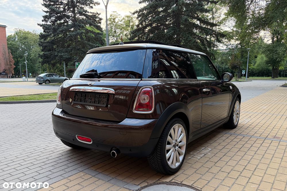 MINI Cooper 50 Mayfair - 13