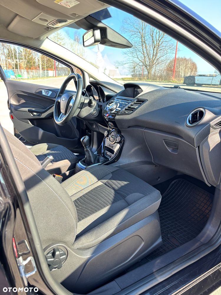 Ford Fiesta 1.6 TDCi Titanium - 12