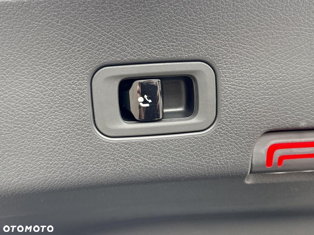 Mercedes-Benz GLC - 17