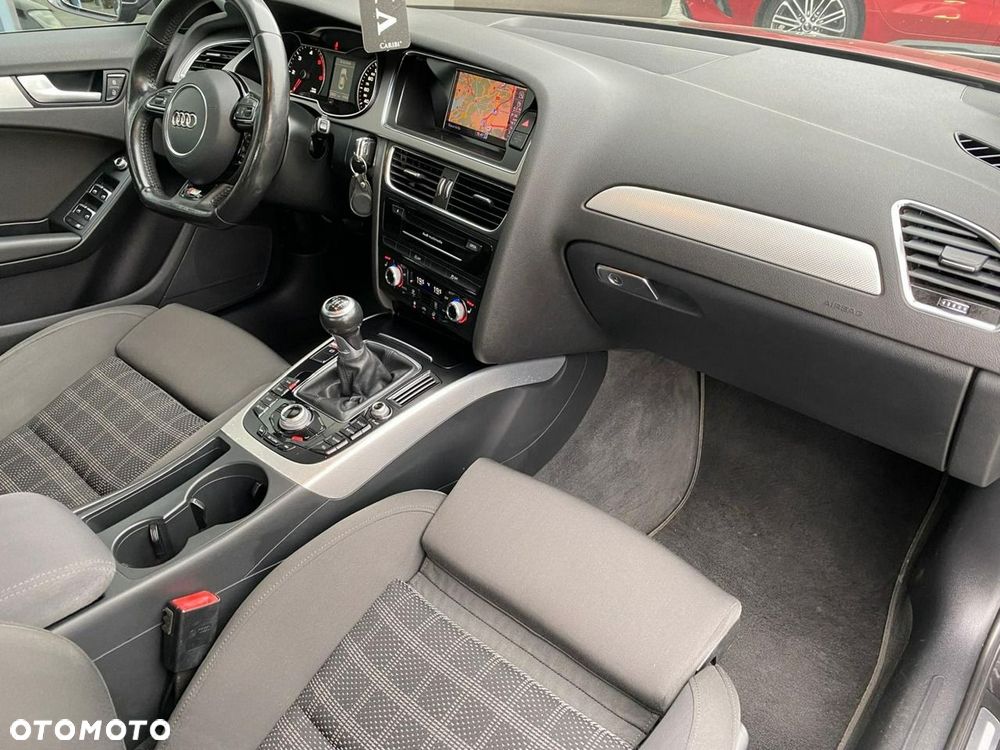 Audi A4 Limousine - 16