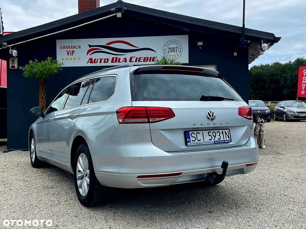Volkswagen Passat 2.0 TDI (BlueMotion Technology) DSG Highline - 34