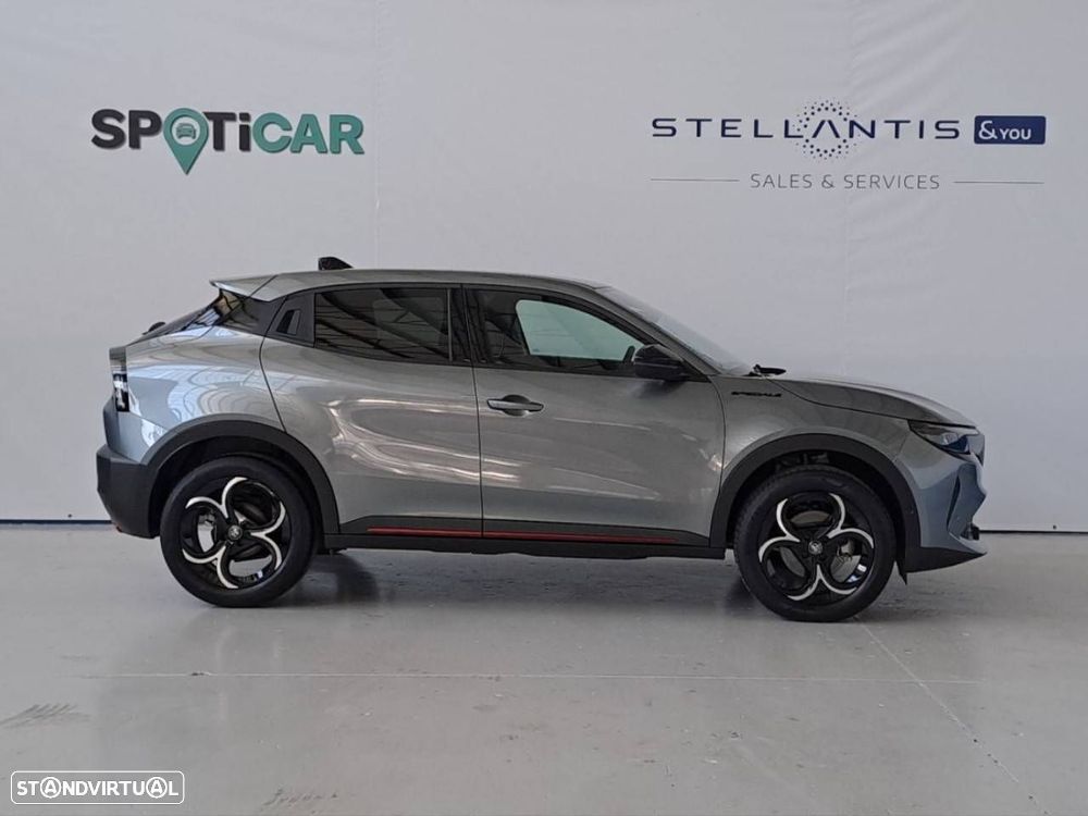 Alfa Romeo Junior 1.2 Speciale eDCT6 - 4