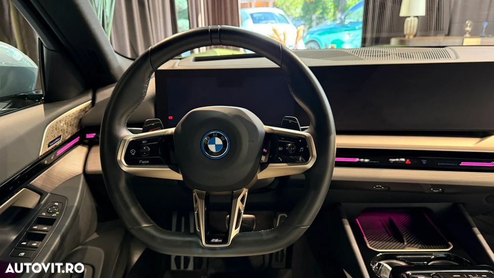 BMW Seria 5 530e Aut. - 21