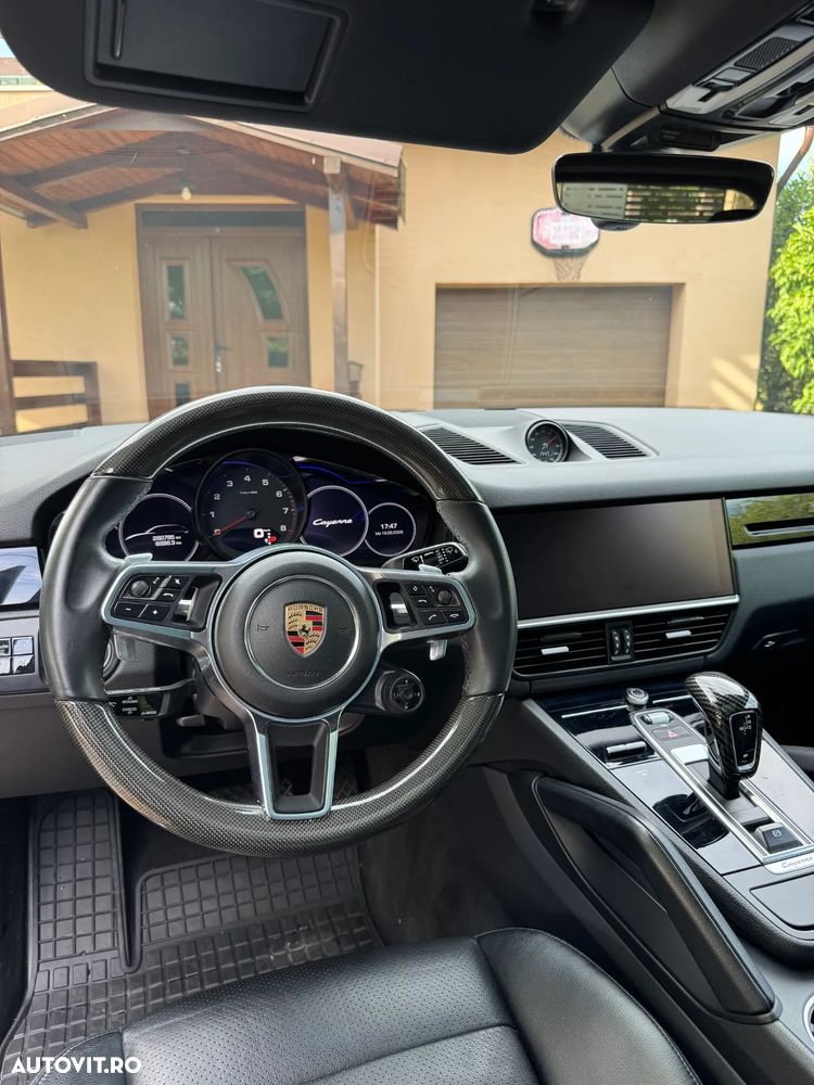Porsche Cayenne Tiptronic S - 13