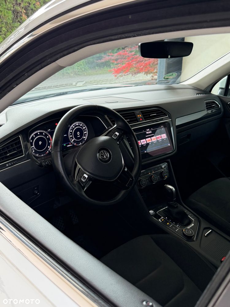 Volkswagen Tiguan Allspace 2.0 TSI 4Mot Highline DSG - 11