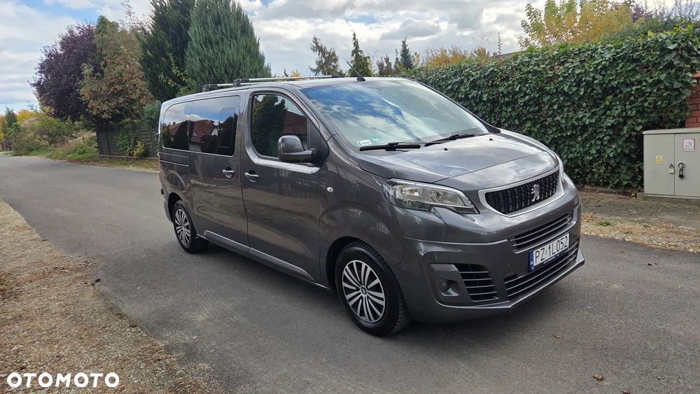 Peugeot Traveller 2017 photo 3