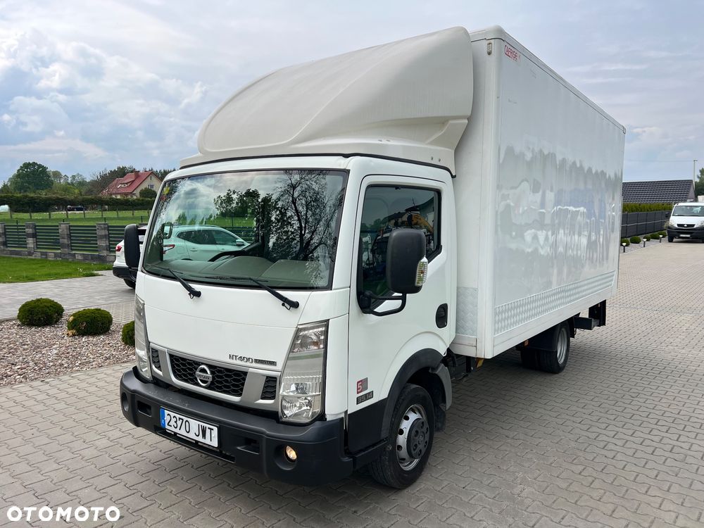 Nissan NT 400 CABSTAR - 3