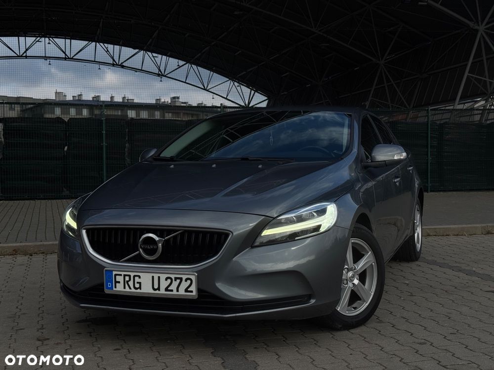Volvo V40