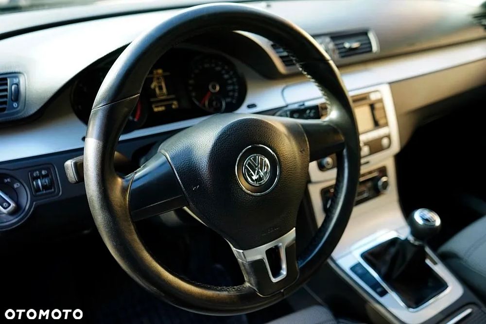Volkswagen Passat CC 2.0 TDI - 26