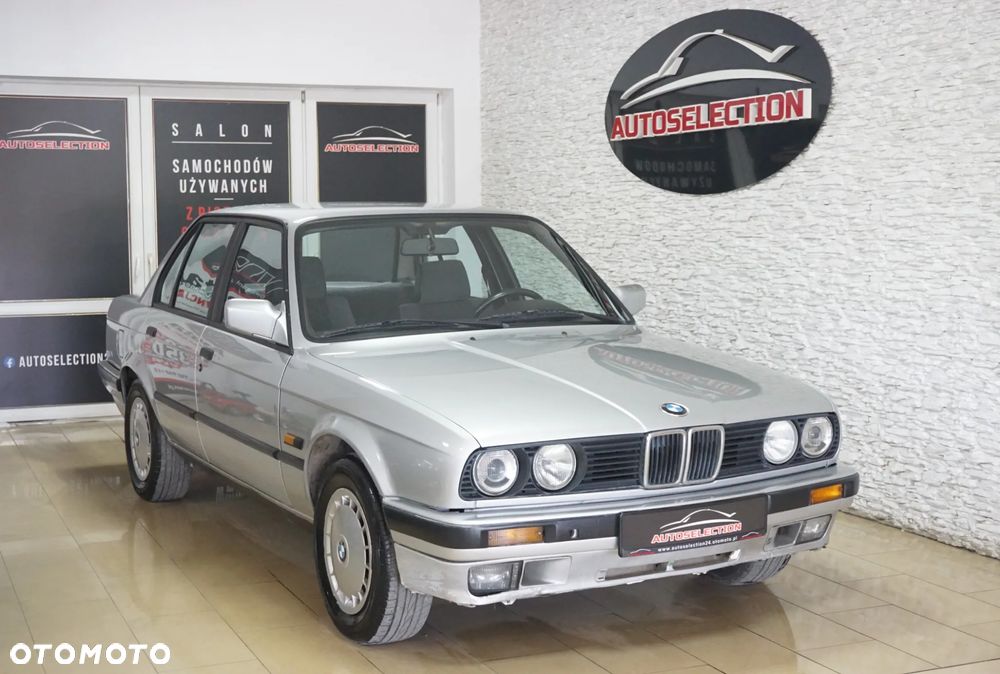 BMW Seria 3 316i - 1