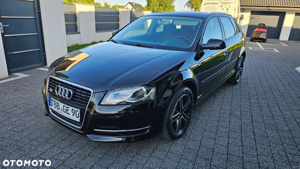Audi A3 Sportback 1.6 S line Sportpaket plus - 1
