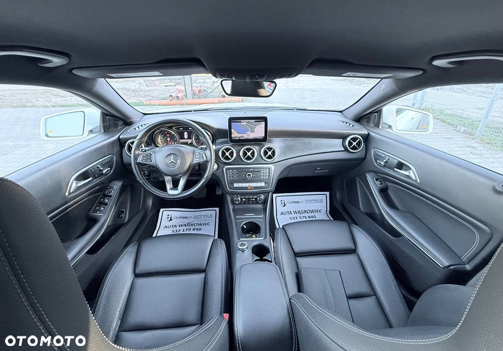 Mercedes-Benz CLA - 25