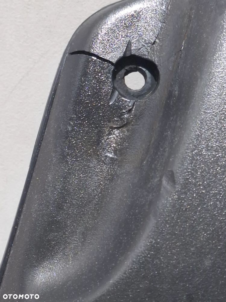 Lampa obrysowa lewa na dach Iveco Daily 2016 rok nr 5801610737 - 2