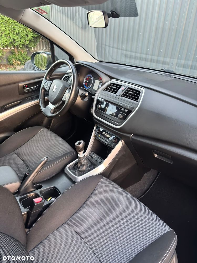 Suzuki SX4 S-Cross 1.6 DDiS Premium Plus - 23