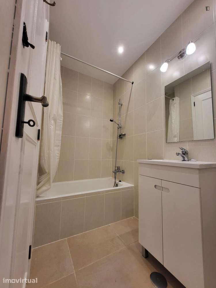 Apartamento com 3 quartos - localizado em Lagos - Grande imagem: 3/18