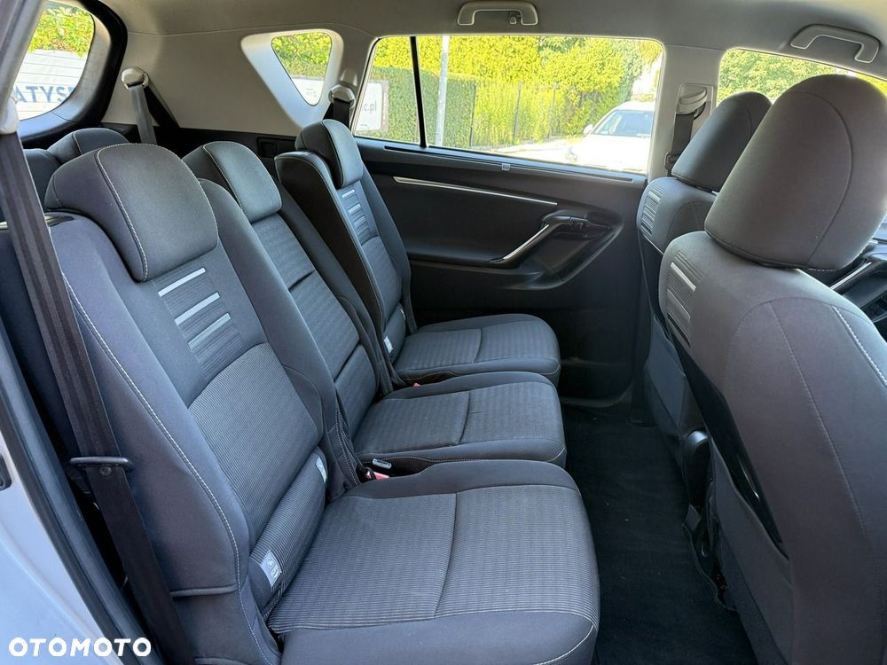 Toyota Verso 1.6 D-4D Active 7os EU6 - 24