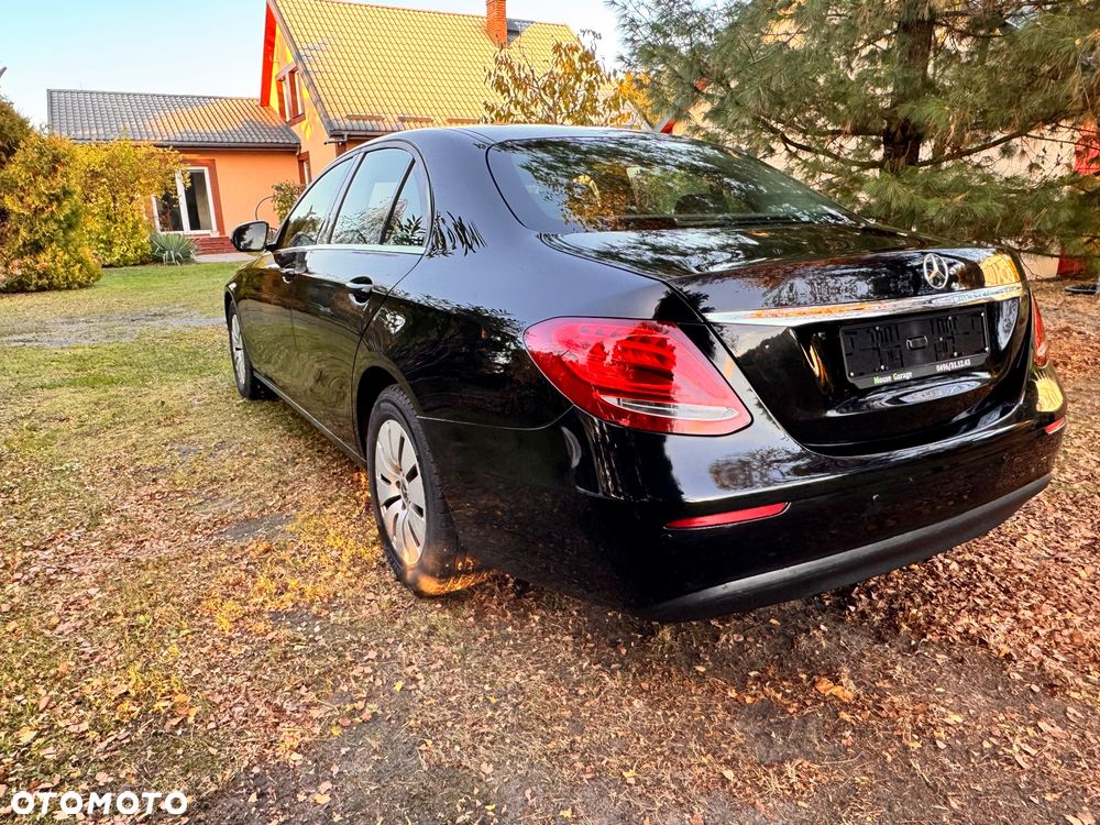 Mercedes-Benz E 200 2019 photo 5
