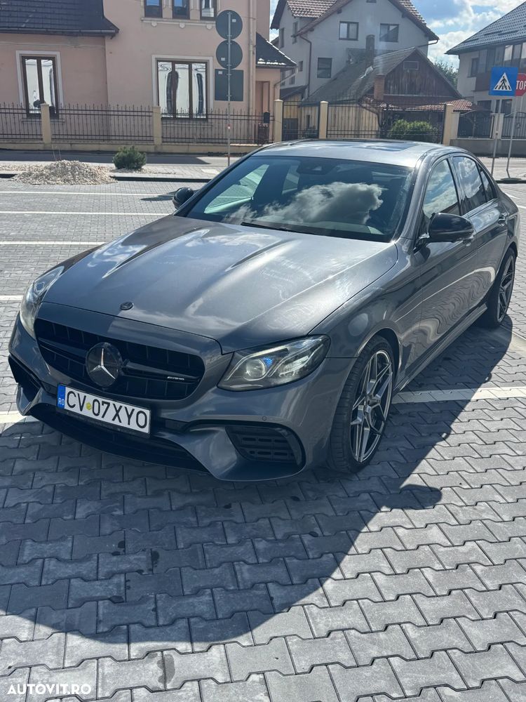 Mercedes-Benz E 450 4MATIC Aut - 1