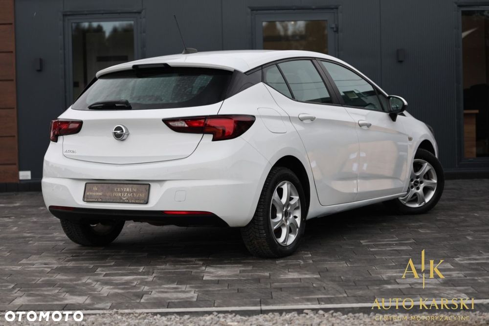 Opel Astra 2018 photo 3