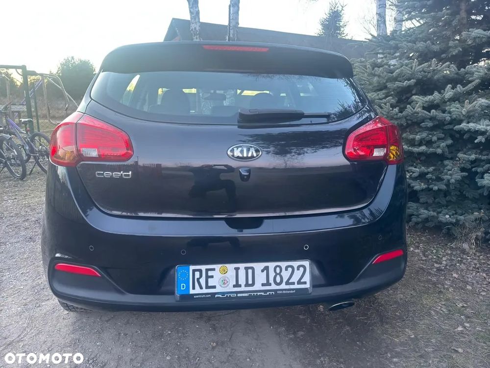 Kia Ceed 1.4 CVVT Dream Team Edition - 21