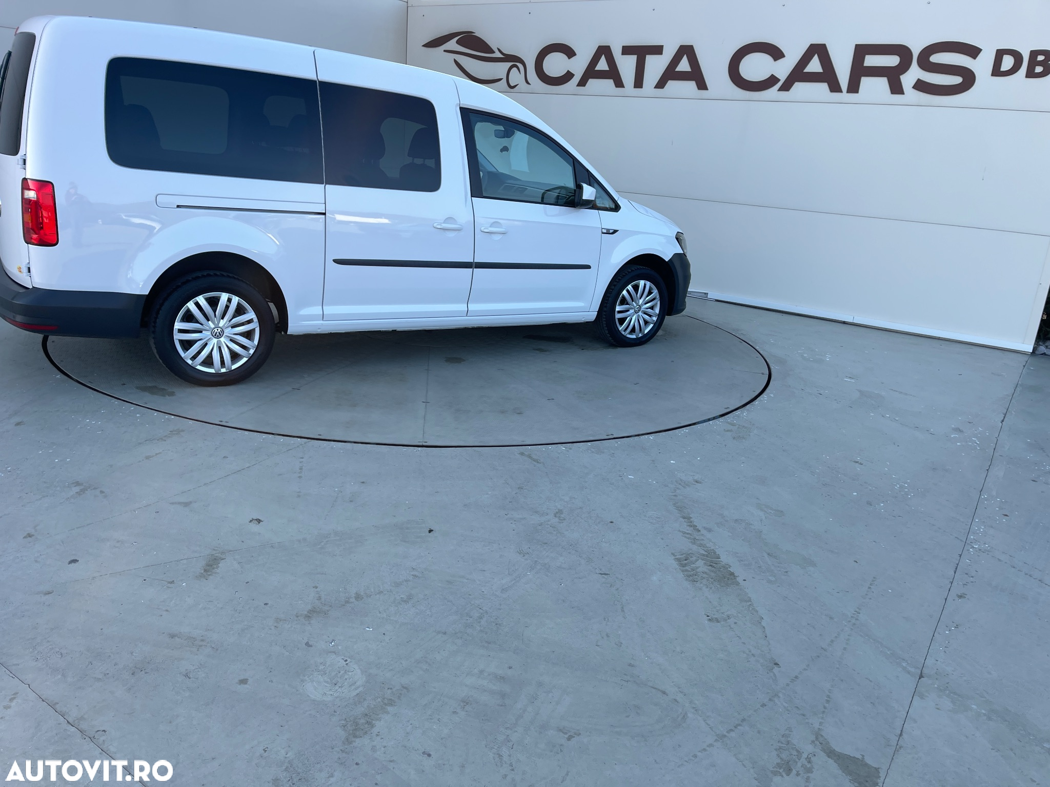 Volkswagen Caddy 2.0 TDI (7-Si.) Maxi Trendline - 17