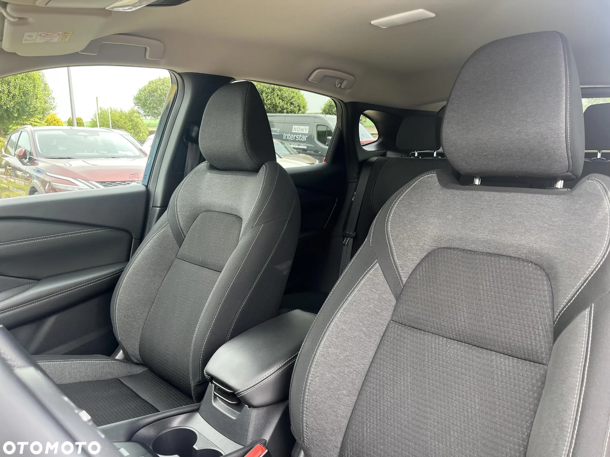 Nissan Qashqai 1.3 DIG-T mHEV N-Connecta - 12